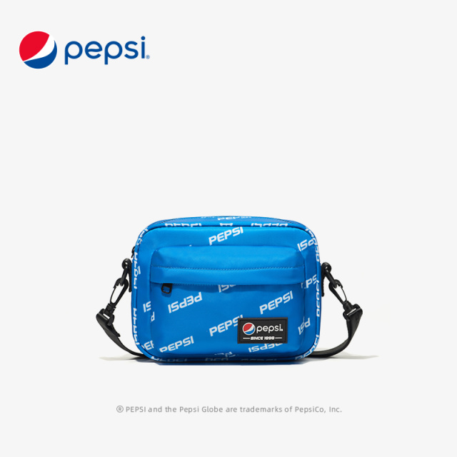 6304808.Pepsi百事 新款时尚休闲防晒防泼水潮流尼龙单肩斜挎包