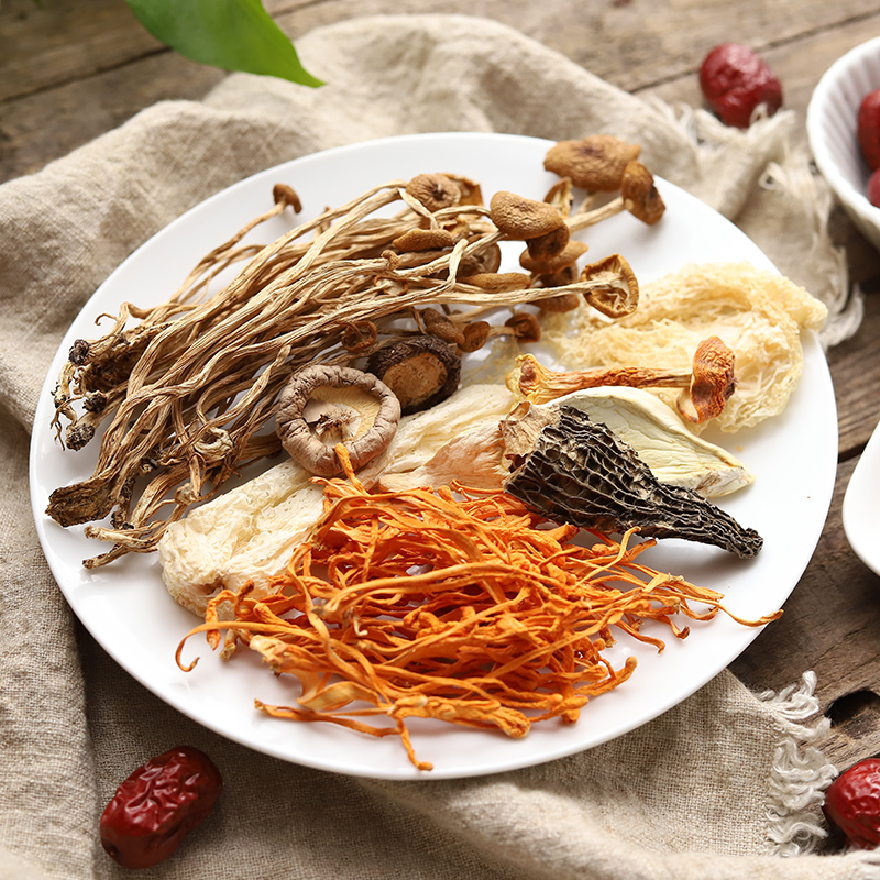 12687394.怡江黄金耳  菌菇汤包50克香菇虫草花组合菌菇煲汤材料