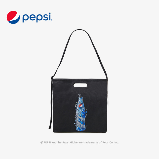 6829430.Pepsi百事 新款单肩斜挎托特包手拎包休闲百搭帆布可乐罐大容量