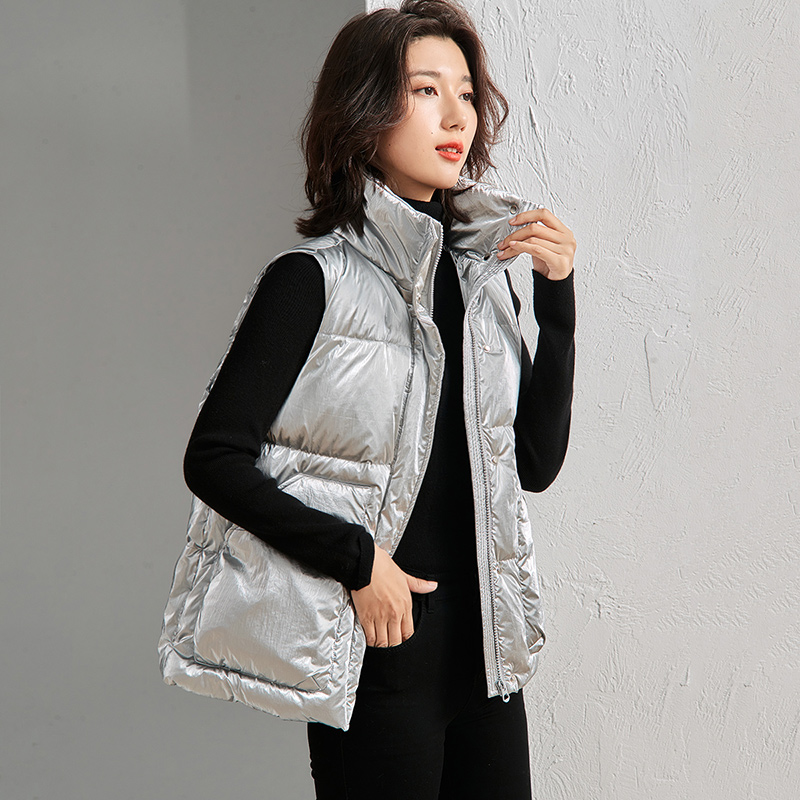 9896737.瑞品集团JEANS【90鸭绒羽绒马甲】冬季款立领抽绳无袖马甲女背心羽绒服女