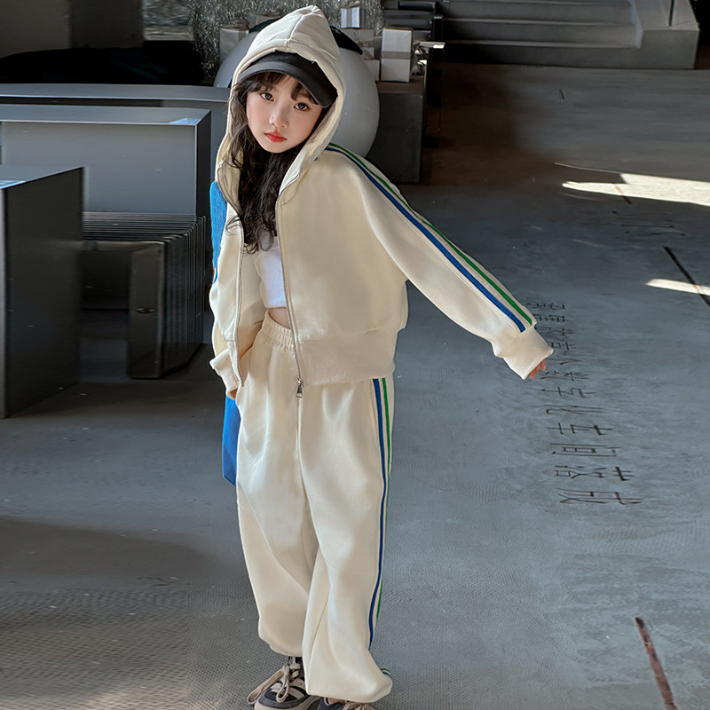 13189522.女童套装春装2026新款韩版儿童洋气连帽外套小女孩运动裤两件套潮