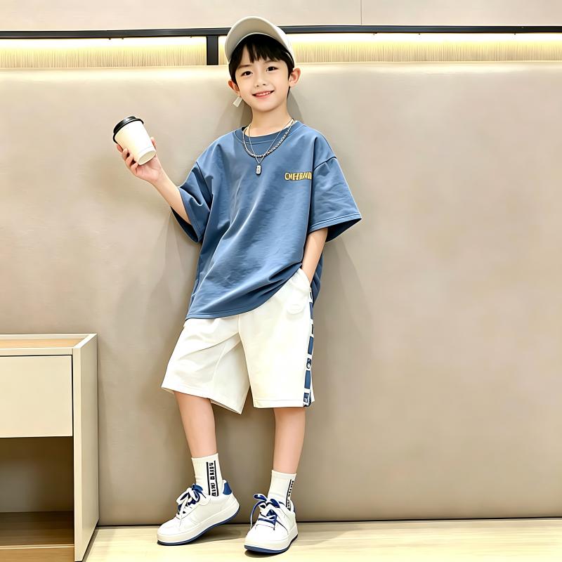 13353692.男童夏季潮牌休闲运动套装 2026 新款儿童短袖短裤中大童两件套