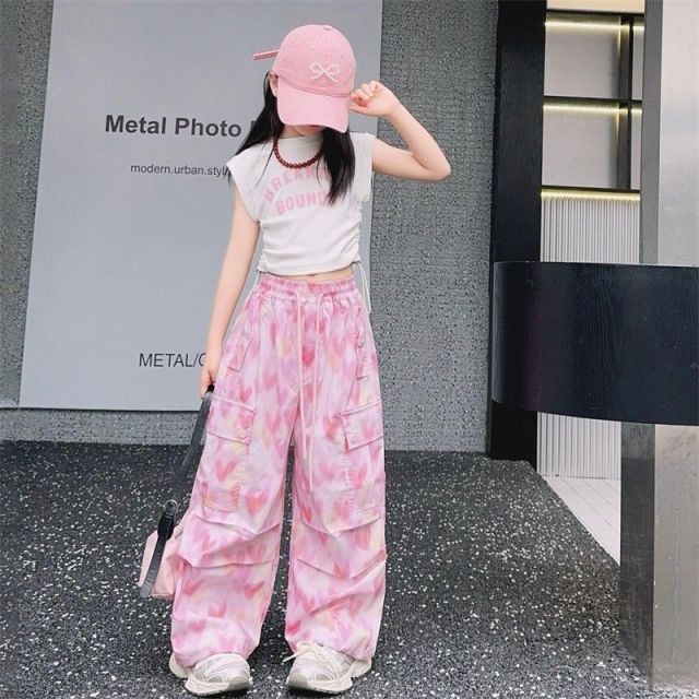 13445705.儿童夏季爱心速干工装裤女童中大童薄款透气阔腿运动裤防蚊裤