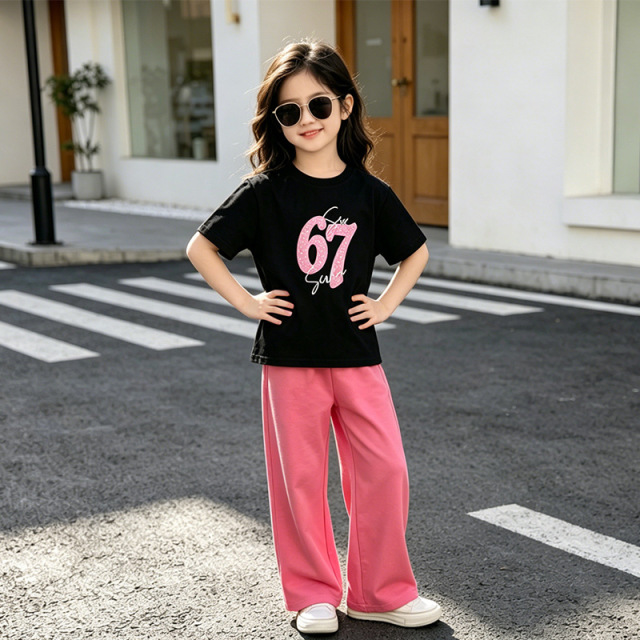 13463998.女童夏季数字印花短袖套装中大童宽松休闲运动阔腿裤两件套