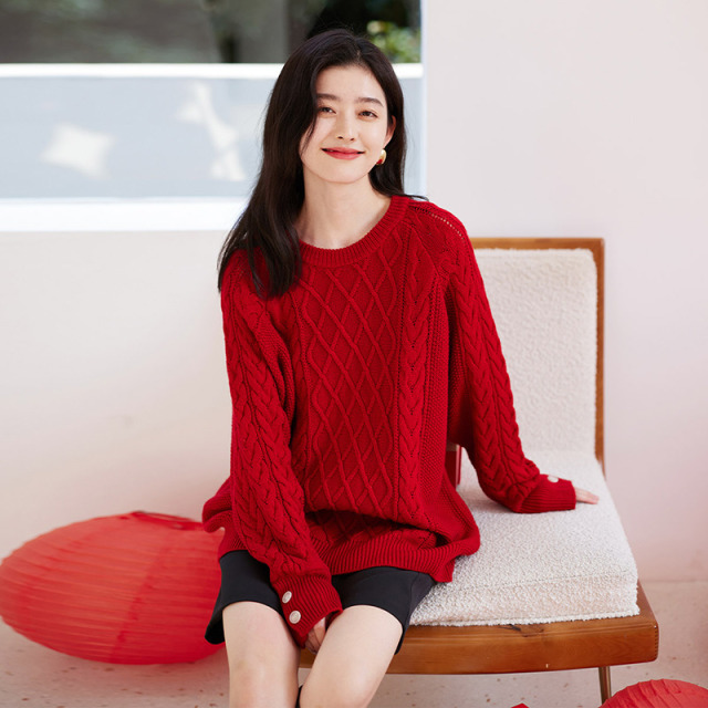 10252948.思诺芙德秋冬款圆领绞花百搭上衣女式羊毛衫