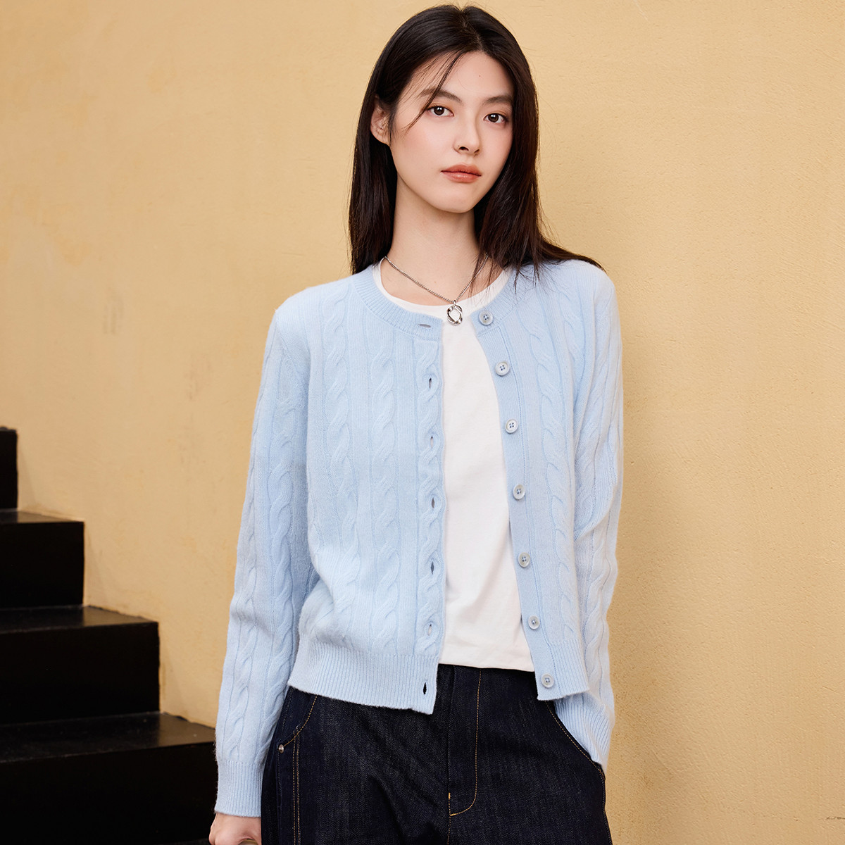 12548638.思诺芙德圆领老钱风长袖上衣女式羊毛开衫