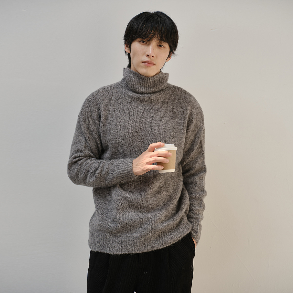 12547955.思诺芙德高领长袖上衣男士针织衫