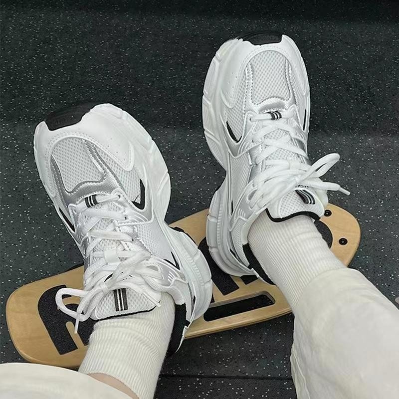 10869326.网面透气老爹鞋女2024款夏秋季百搭厚底休闲运动女鞋