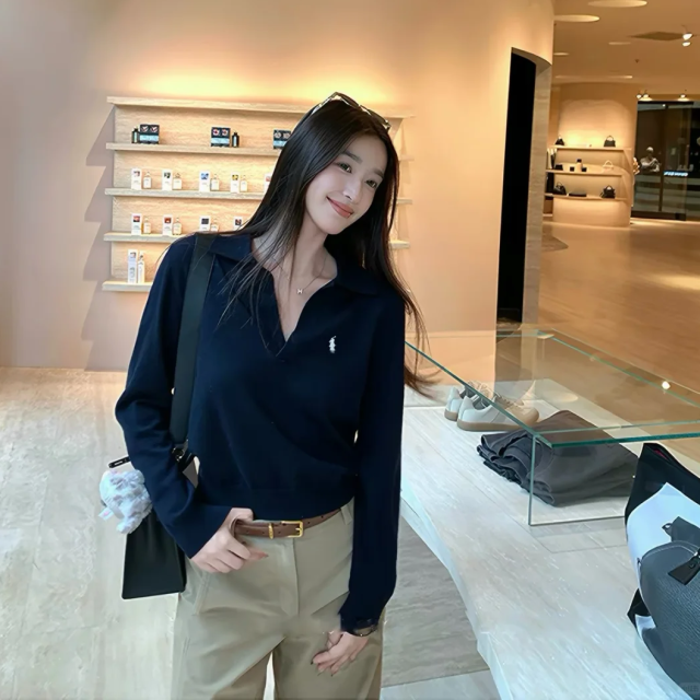 13811346.2026新款老钱风穿搭Polo领针织衫女秋季慵懒气质减龄休闲V领长袖毛衣 0203311909