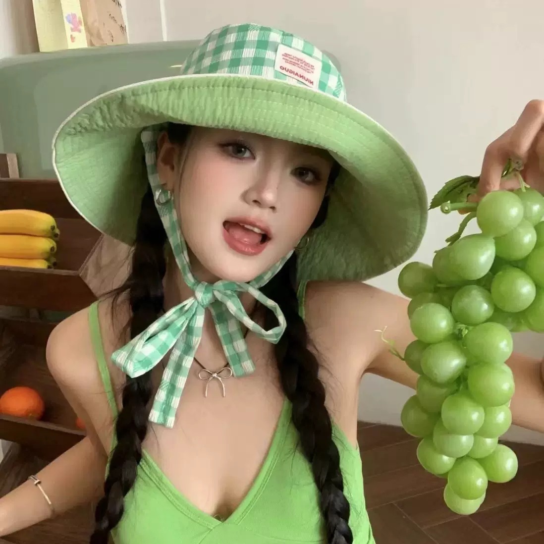 13264858.柏康 韩版格纹宽边系带双面可戴美容美发小工具