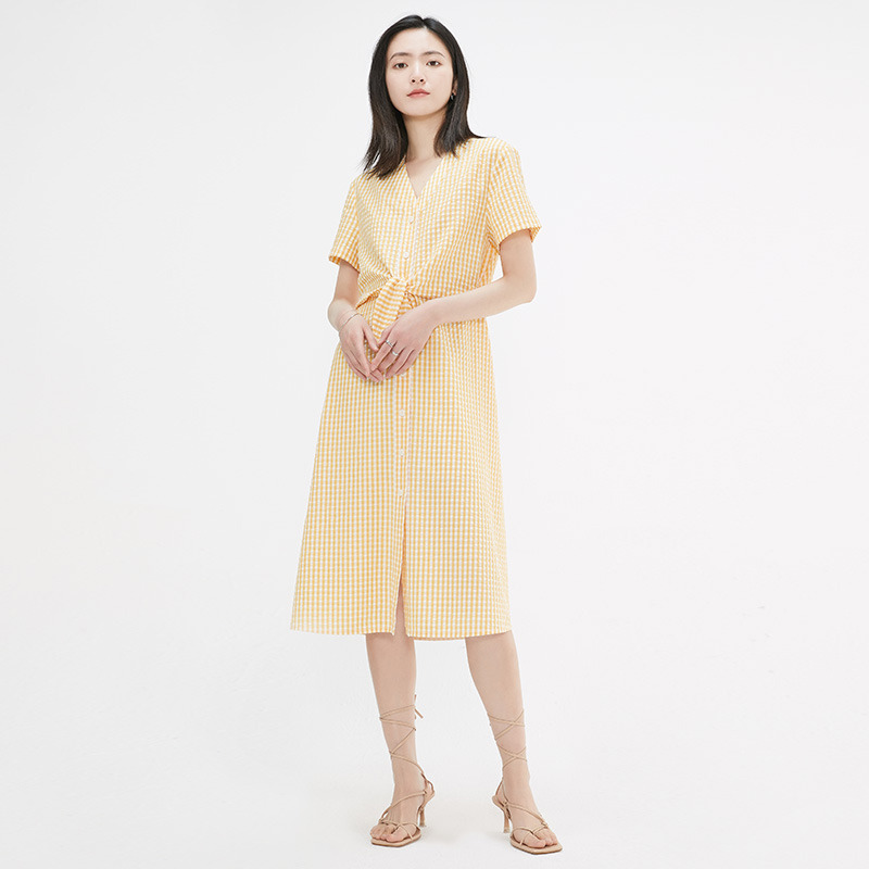 13272883.夏季新款V领格纹连衣裙 女装韩版气质收腰裙MVOP322V
