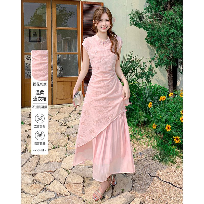 13452128.【26夏日穿搭】设计感小众时尚气质显瘦新中式提花刺绣小个子连衣裙