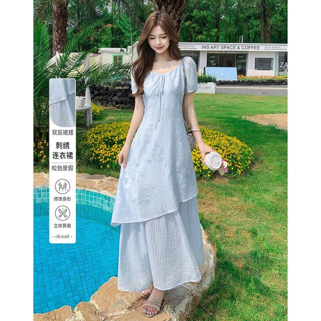 13451823.【26夏日穿搭】设计感小众时尚气质显瘦度假风刺绣小个子连衣裙