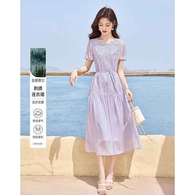 13488256.【26夏日穿搭】设计感小众时尚气质显瘦刺绣小个子连衣裙