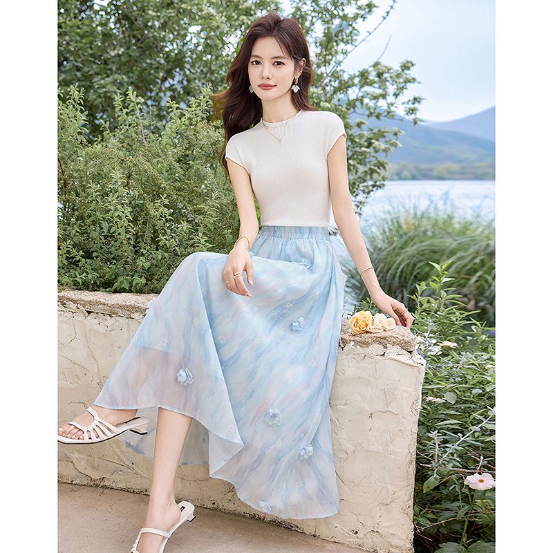 13504441.【26夏日穿搭】设计感小众时尚气质显瘦立体花朵小个子半截裙