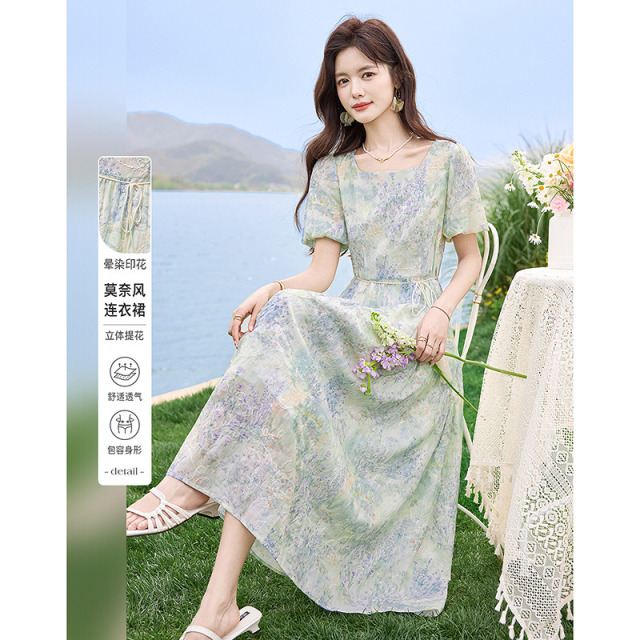 13507431.【26夏日穿搭】设计感小众时尚气质显瘦晕染印花小个子连衣裙