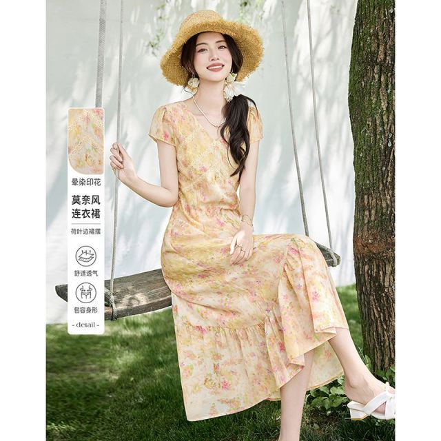 13507437.【26夏日穿搭】设计感小众时尚气质显瘦晕染印花莫奈风小个子连衣裙