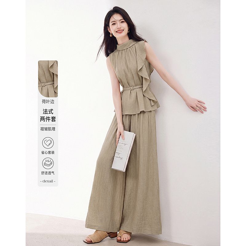13522553.【26夏日穿搭】设计感小众时尚气质显瘦褶皱肌理小个子女式套装