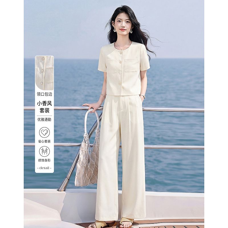 13597365.【26夏日穿搭】设计感小众时尚气质显瘦小香风上衣+裤子套装