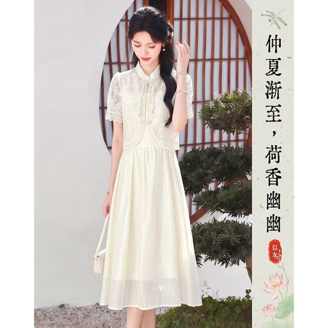 13617532.【26夏日穿搭】设计感小众时尚气质显瘦国风上衣+吊带裙套装