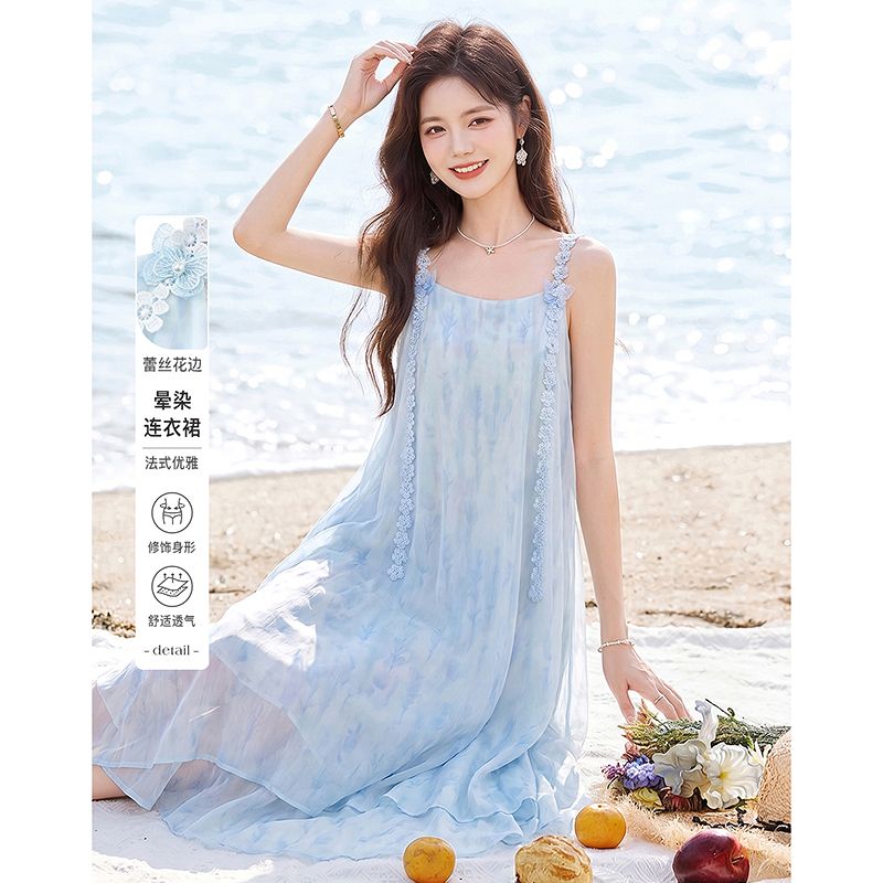 13667090.【26夏日穿搭】设计感小众时尚气质显瘦蕾丝花边晕染小个子连衣裙