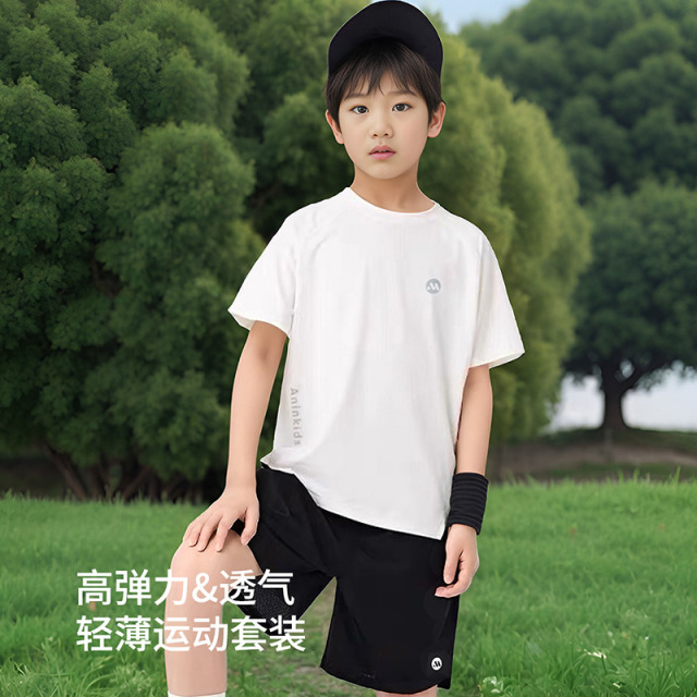 12079338.【运动快干儿童套】男童夏季户外套装儿童t恤短裤中大童两件套