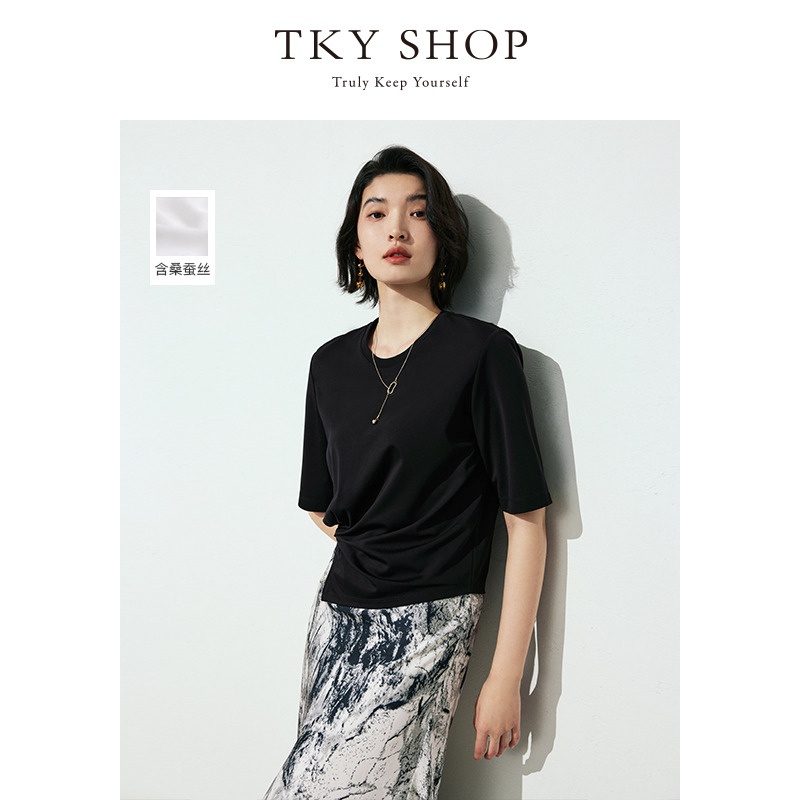 12297735.TKY SHOP黑色短袖上衣女t恤2025夏新品冰氧吧凉感上衣