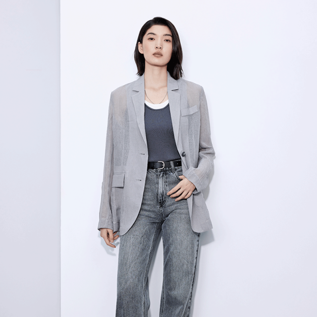 13268099.时尚宽松百搭高级感西装女夏季新品通勤薄外套