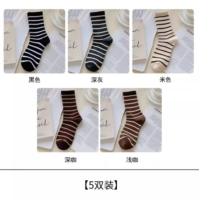 11121232.【买五双送五双,到手十双!!】秋冬美拉德风格条纹中筒袜 好穿到不想脱 真香啊~