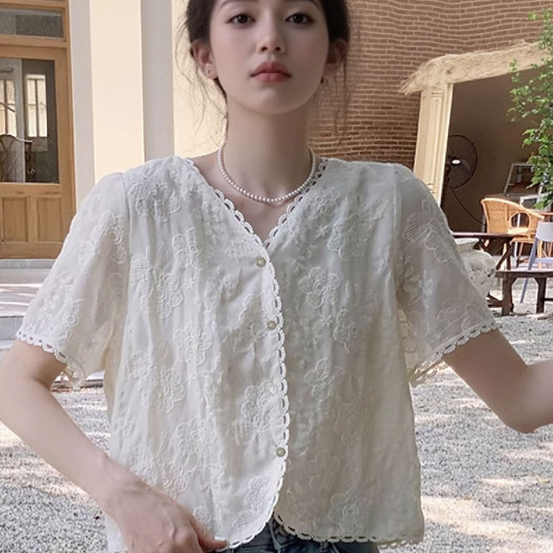 13460542.初云紫衣春夏装 女时尚百搭法式短袖衬衫宽松显瘦蕾丝刺绣上衣3075
