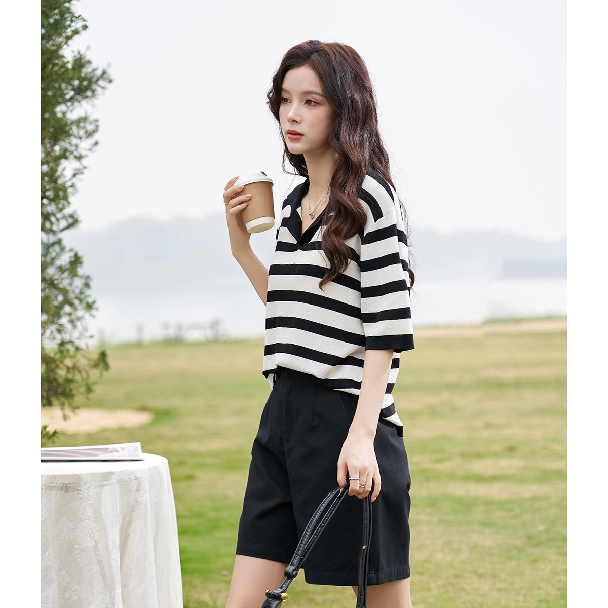 10466298.【撞色条纹V领针织衫】夏季显脖子长POLO短上衣