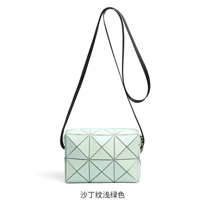 13681258.【温妮洛伊丝】 丘比特斜挎小方盒新色沙丁色 1981988451-4