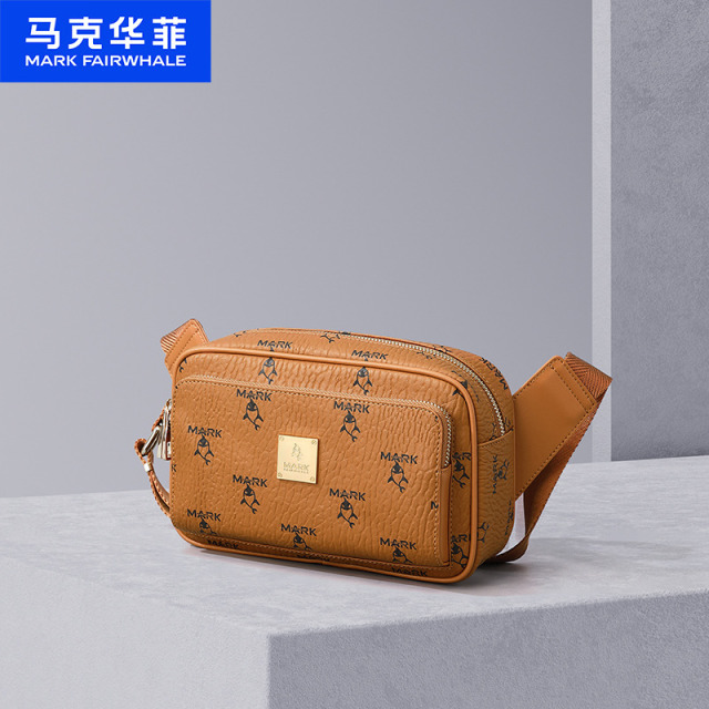 12033869.马克华菲斜挎包男女同款运动出行骑行小挎包小众设计感轻便单肩包街头休闲背包生日/情人节礼物