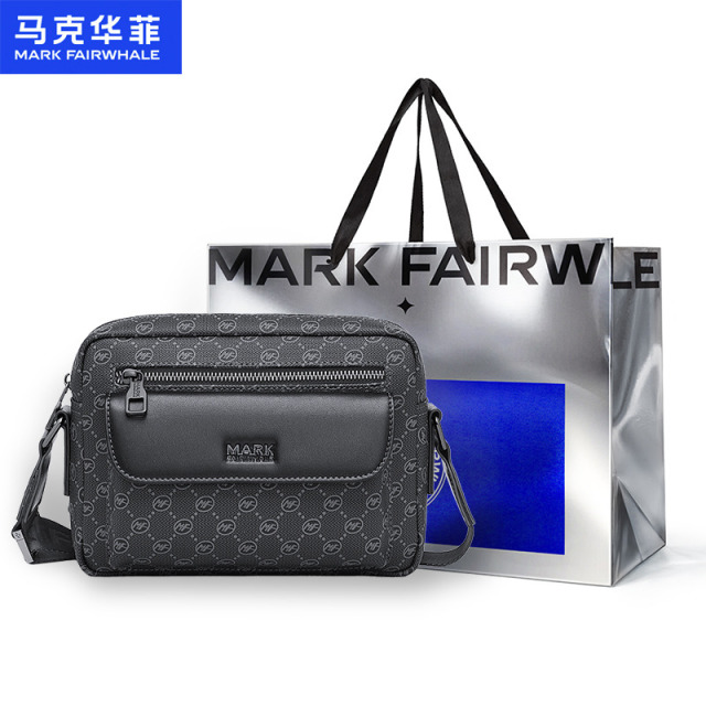 13699950.马克华菲百搭单肩包男士休闲小方包斜跨包通勤手机包相机包新品男包配礼袋