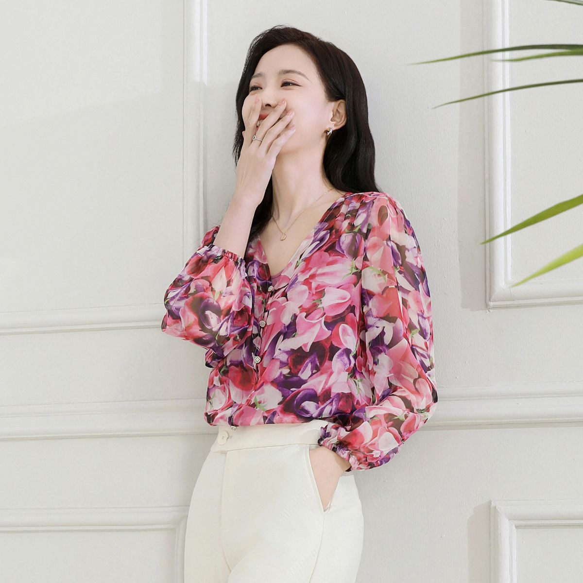 11606331.【专柜新品】【吊带+衬衫】新款时尚优雅印花设计两件套上衣女