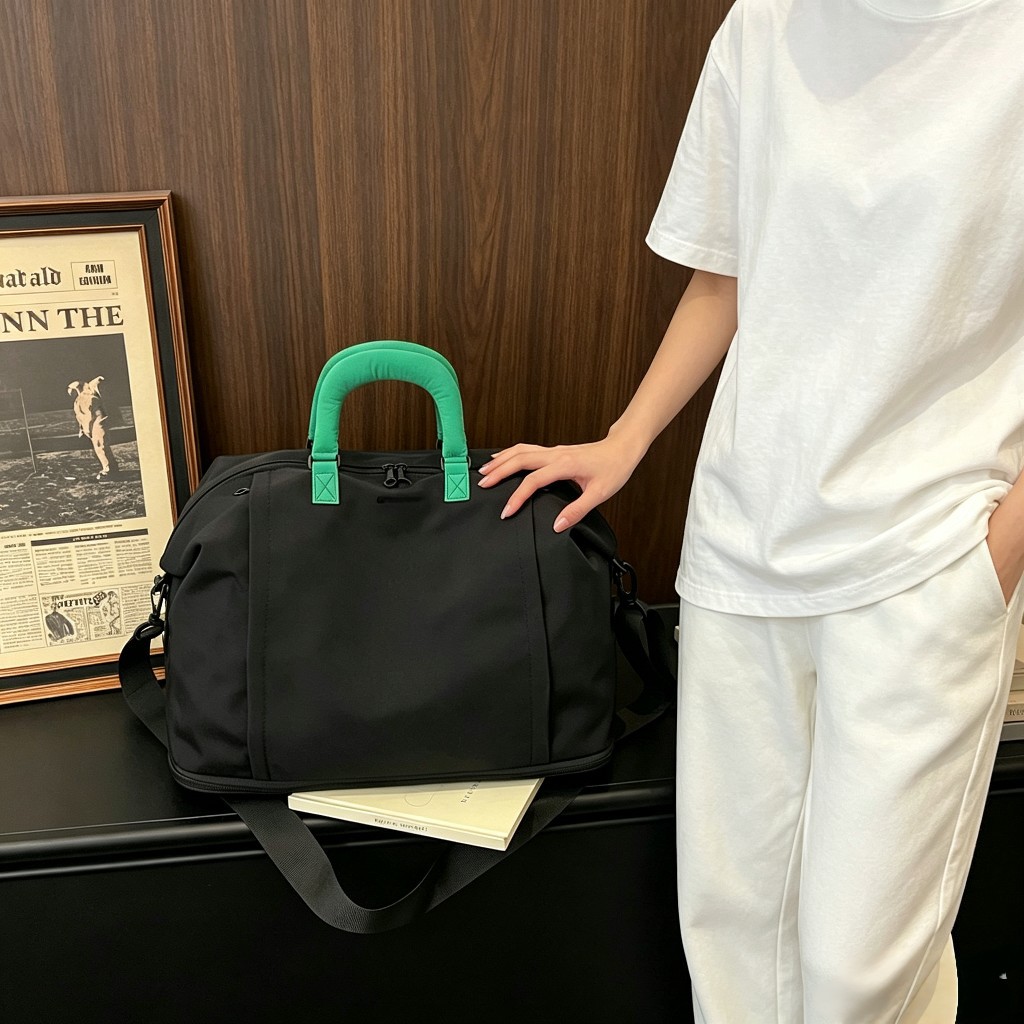 13655933.易旅 新款大容量包多功能分区收纳防泼水旅行收纳用品