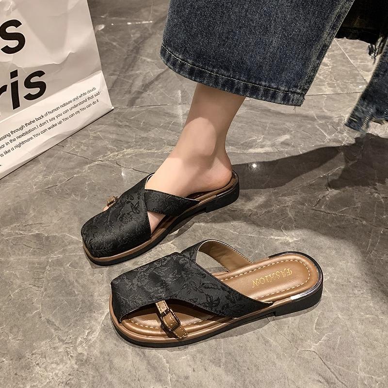 11915816.国风包头半拖鞋女夏时尚厚底配裙外出法式凉拖法式