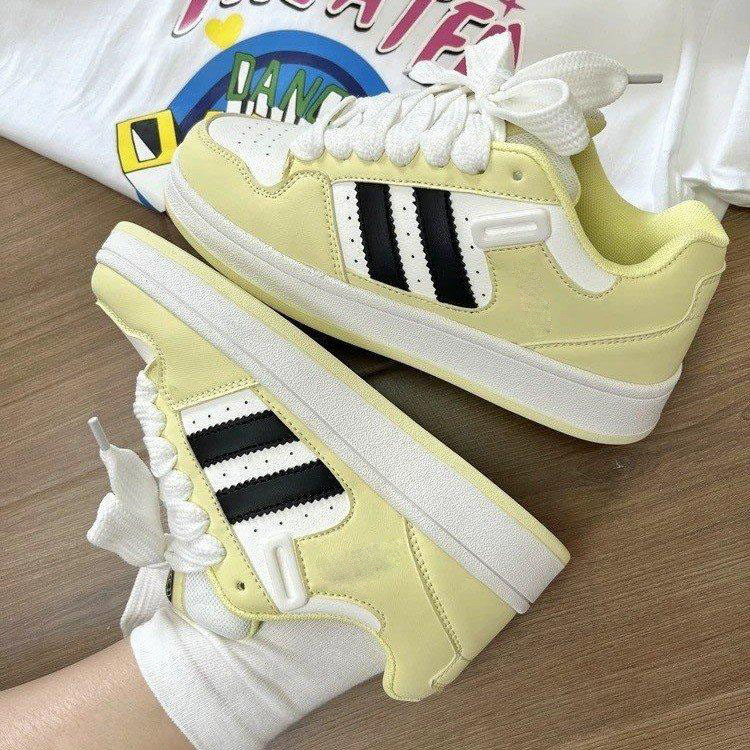 12180483.厚底小白鞋复古小众德训鞋百搭休闲百搭运动面包鞋女