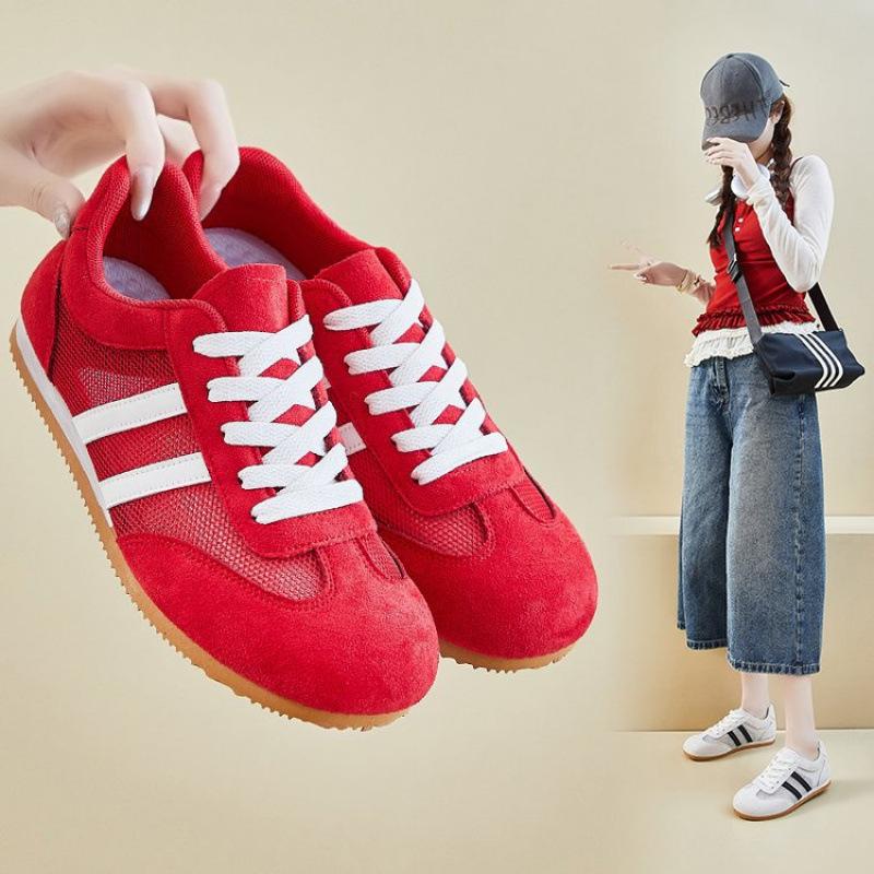 12606184.红色休闲鞋女夏季薄款透气小白鞋轻便平底休闲鞋