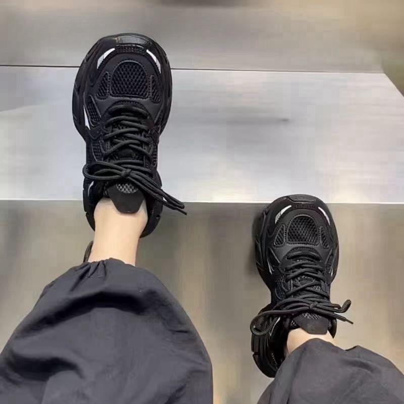 12604124.黑武士软底轻便休闲鞋鞋潮黑色秋季透气网面鞋子