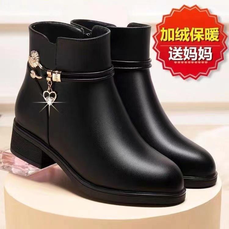 12868095.真软皮妈妈鞋女士棉鞋冬季加绒短靴粗跟平底中年棉皮鞋防滑棉靴子