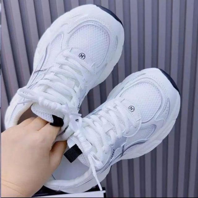 13417511.显脚小网面透气老爹鞋女春夏百搭超软轻便休闲运动鞋