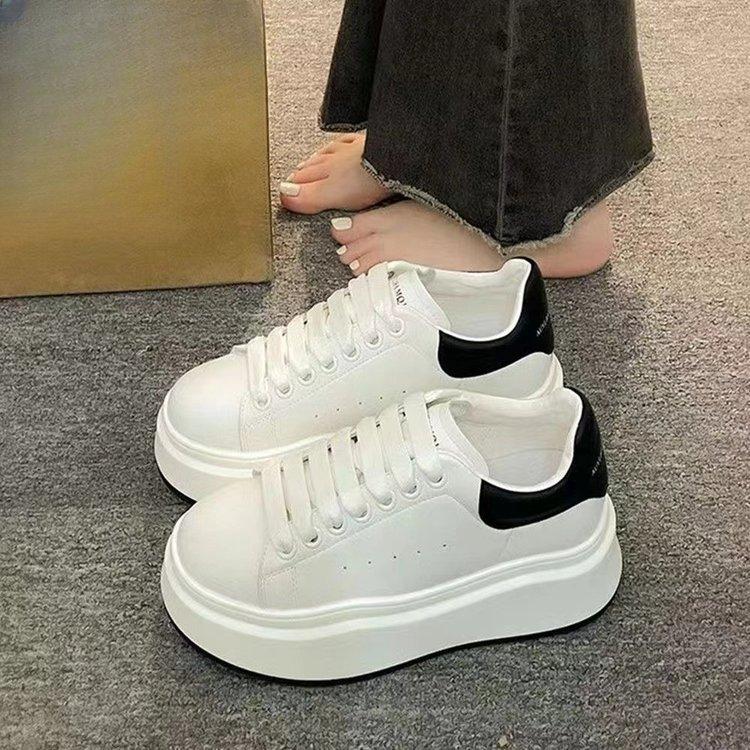 13417503.小白鞋女夏百搭厚底小个运动休闲松糕轻便板鞋