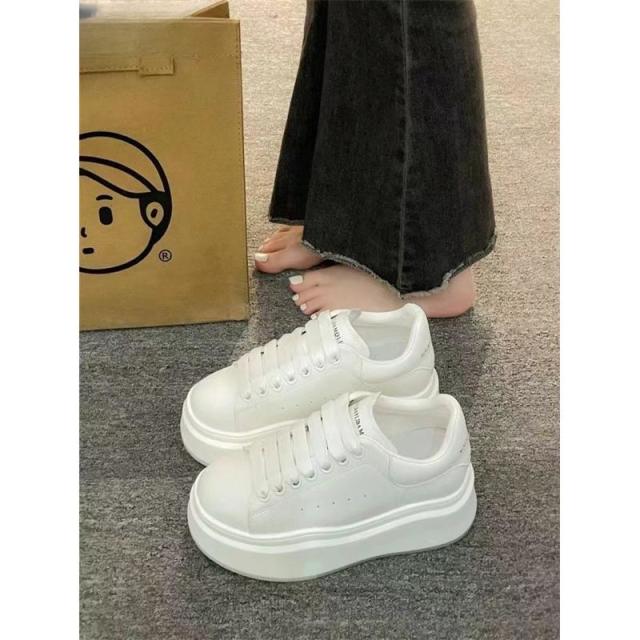 13417503.小白鞋女夏百搭厚底小个运动休闲松糕轻便板鞋