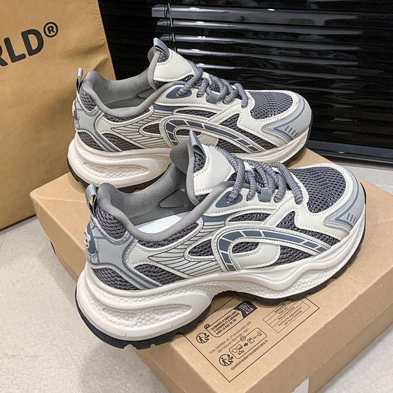 13417690.厚底运动鞋女潮百搭春季复古轻便显脚小老爹鞋