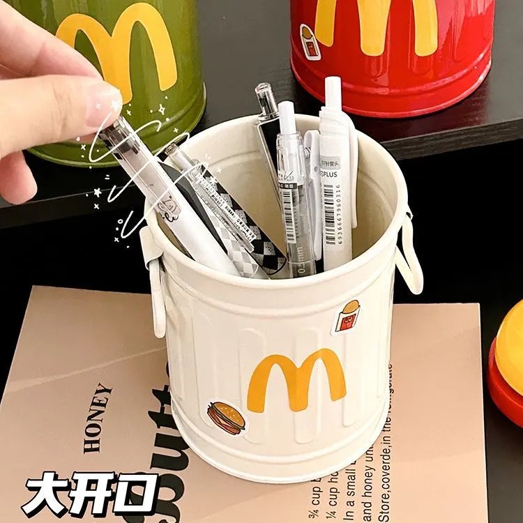 12723365.麦门M创意笔筒收纳小笔桶学生桌面可爱摆件办公室文具化妆刷收纳