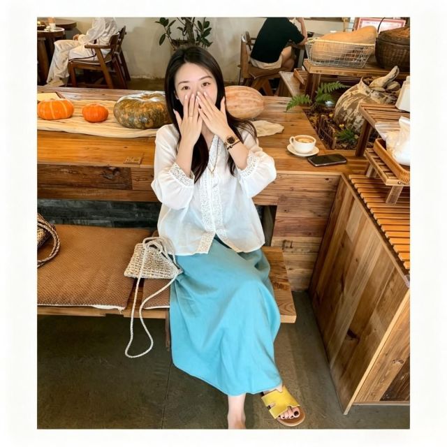 13686636.【雅薇吉】全亚麻蓝色半身裙,浸染湖水般的孔雀蓝,把夏日的清爽穿在身上~