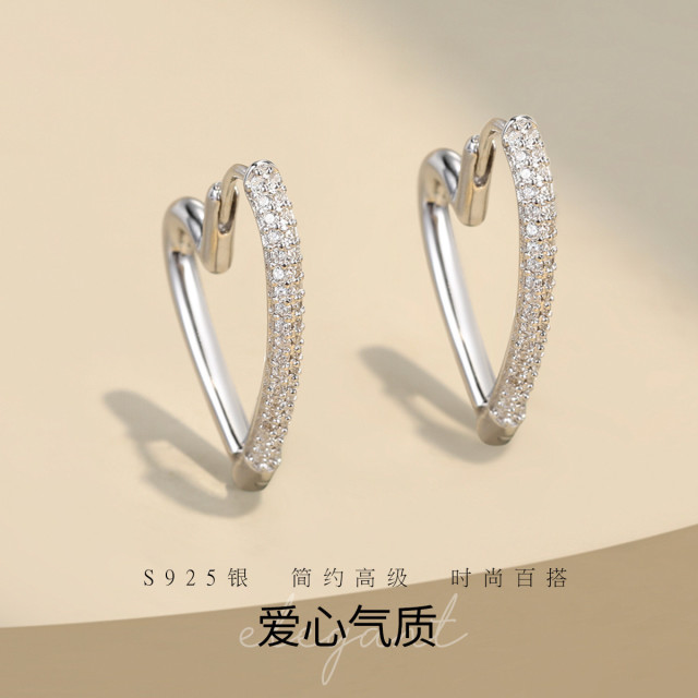 11322584.佰色传情S925银不规则爱心气质个性小众设计耳环耳饰耳扣