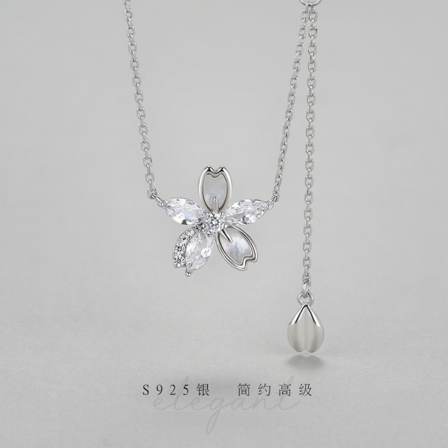11404904.佰色传情S925银时尚气质简约日常百搭小花锁骨链女项链