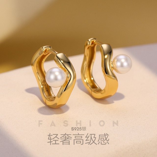 11701403.佰色传情S925银淡水珍珠轻奢高级感简约百搭耳圈耳环耳饰